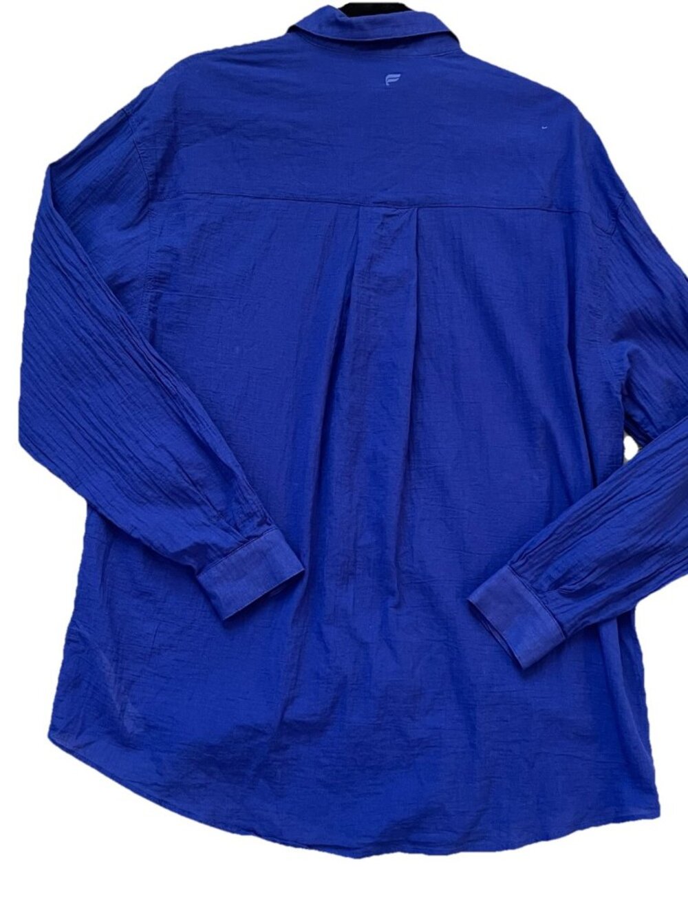 Fabletics Womens Cotton Voile Oversized Shirt Size Medium Button Up Admiral Blue - Picture 2 of 7